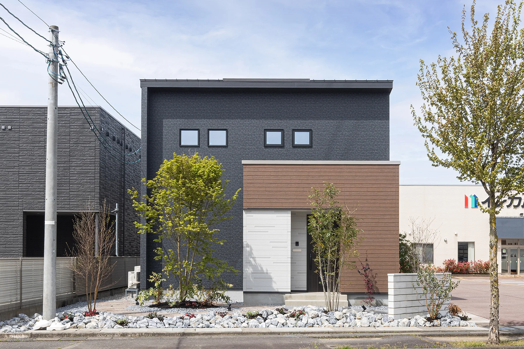 富山店常設展示場 A棟